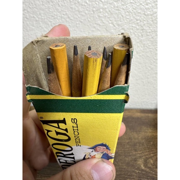 Dixon Ticonderoga Pencils 1388 Medium Lot of 9 pencils in original box - Picture 3 of 3